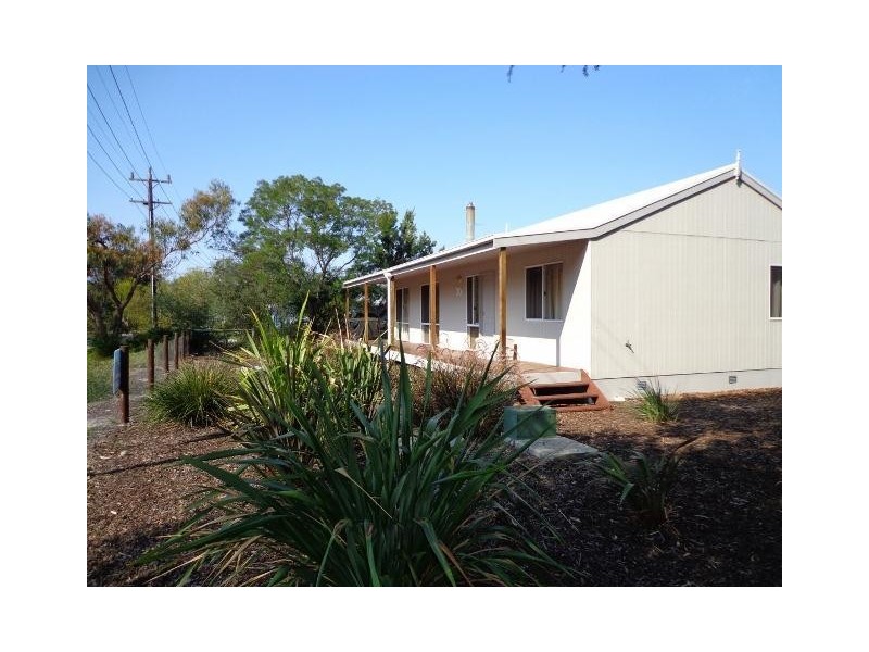 30 Kangaroo Street, Loch Sport VIC 3851