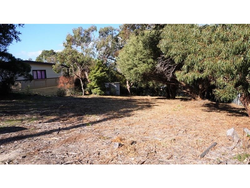 10 Bellbird Street, Loch Sport VIC 3851