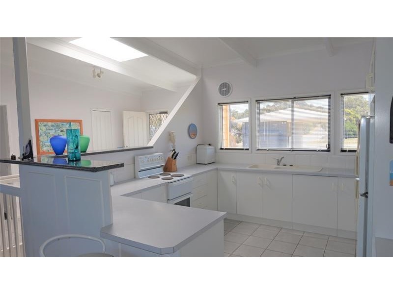 31 Marina Drive, Loch Sport VIC 3851