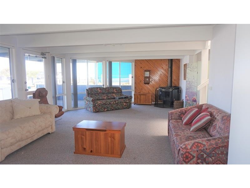 31 Marina Drive, Loch Sport VIC 3851