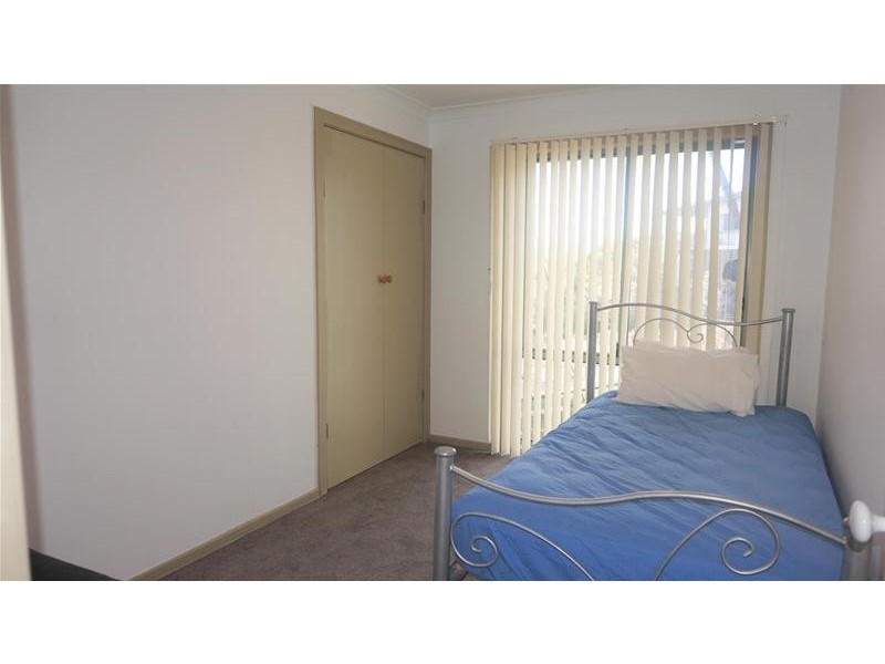 43 White Crescent, Loch Sport VIC 3851