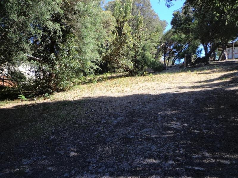 129 Toorak Avenue, Loch Sport VIC 3851