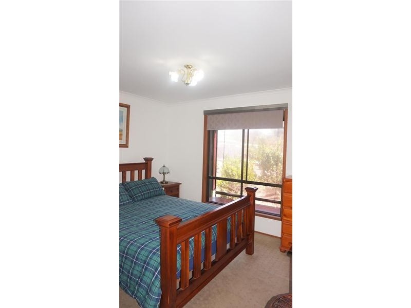 289 National Park Road, Loch Sport VIC 3851