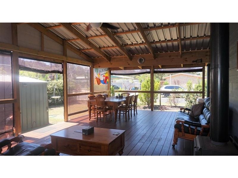 289 National Park Road, Loch Sport VIC 3851