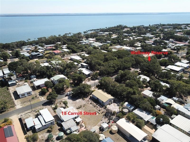 18 Carroll Street, Loch Sport VIC 3851