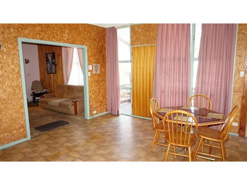 7 Sandra Court, Loch Sport VIC 3851