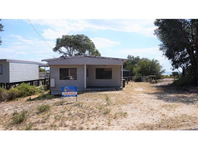 19 Bluff Drive, Loch Sport VIC 3851