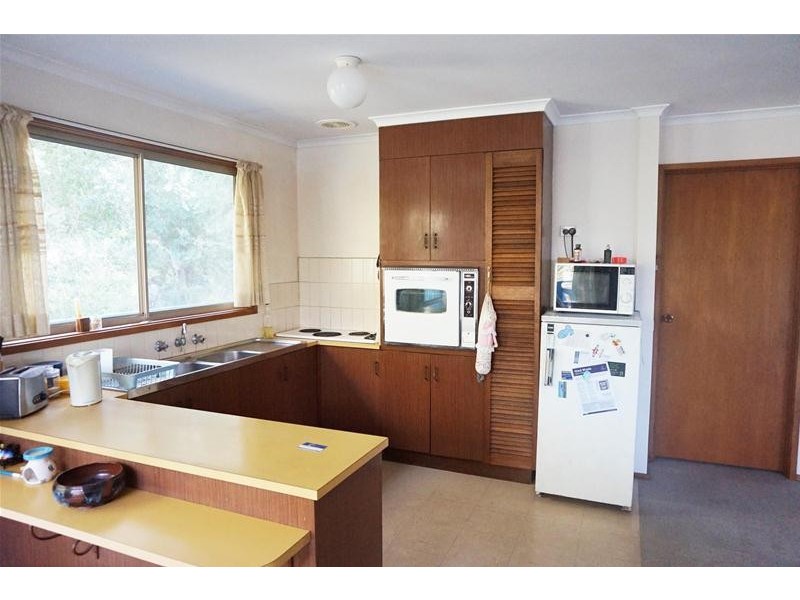 6 Goodlett Avenue, Loch Sport VIC 3851