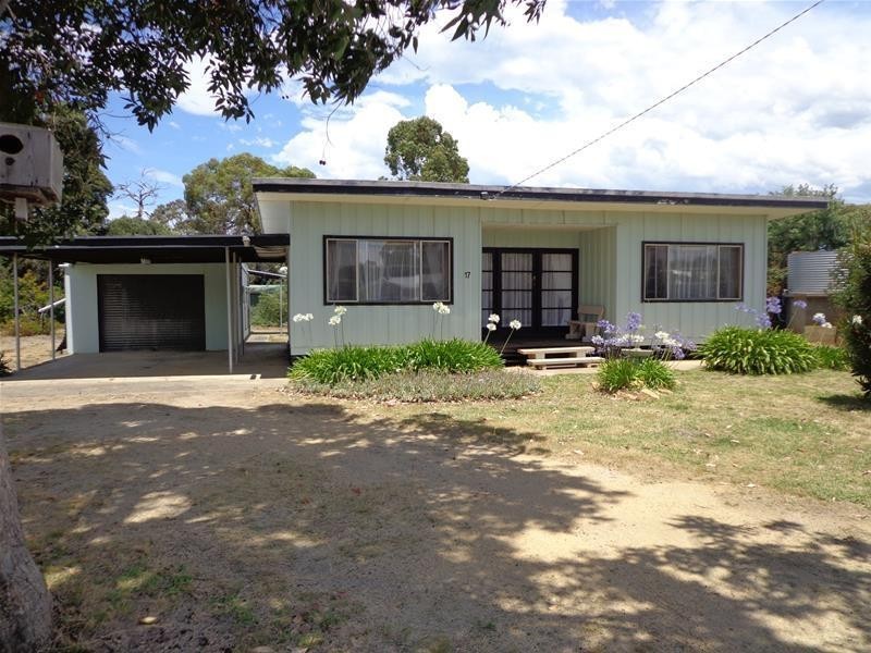 17 Koala Court, Loch Sport VIC 3851