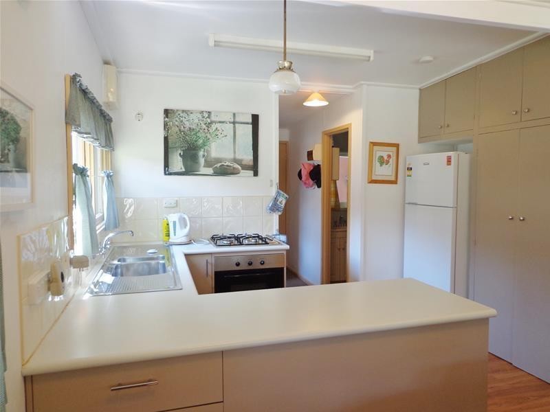 6 Bluff Drive, Loch Sport VIC 3851