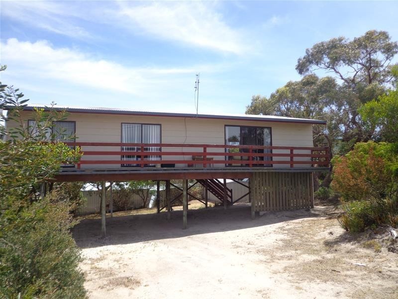 66 White Crescent, Loch Sport VIC 3851