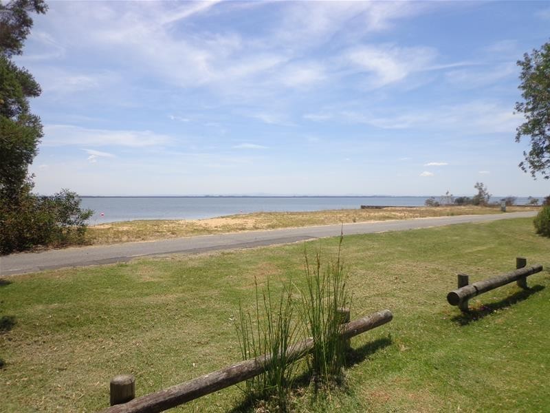 52 Victoria Parade, Loch Sport VIC 3851