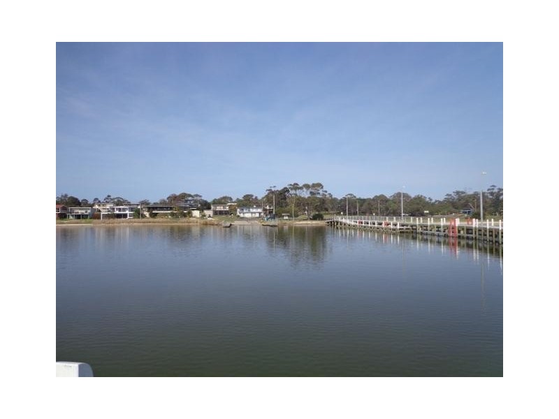 52 Victoria Parade, Loch Sport VIC 3851