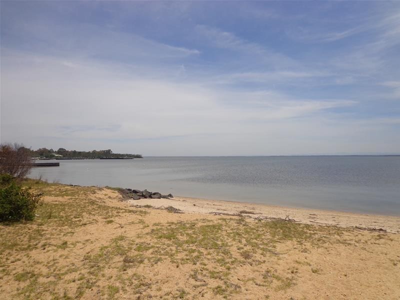 52 Victoria Parade, Loch Sport VIC 3851