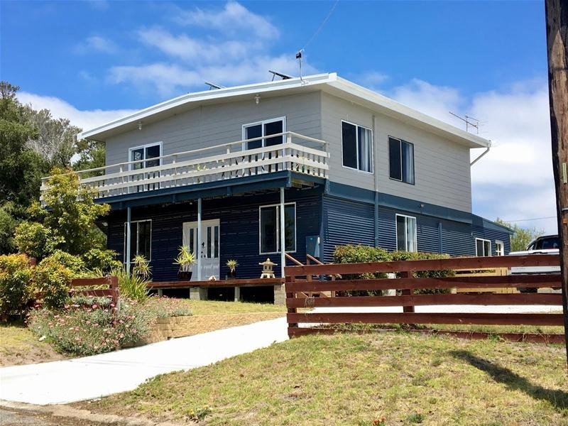 4 – 6  Echidna Street, Loch Sport VIC 3851