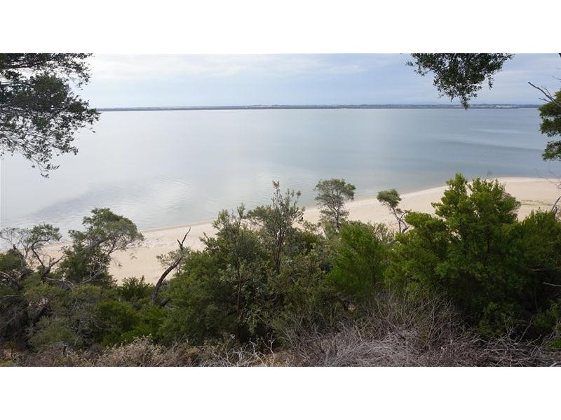 9 Graham Street, Loch Sport VIC 3851