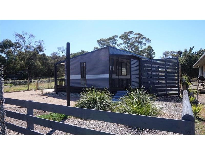 33 Echidna Street, Loch Sport VIC 3851
