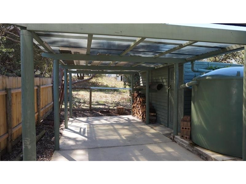 33 Echidna Street, Loch Sport VIC 3851