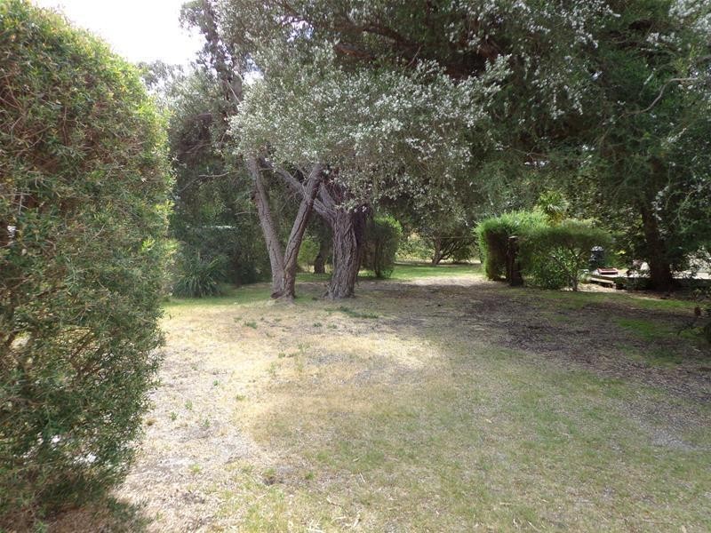 33 Echidna Street, Loch Sport VIC 3851