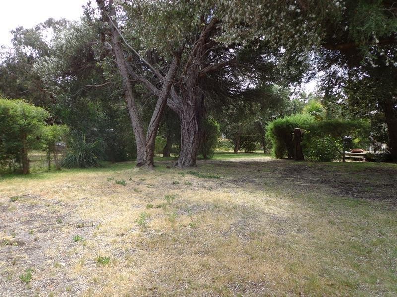 33 Echidna Street, Loch Sport VIC 3851