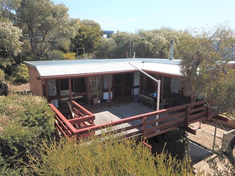 41 Camerons Road, Loch Sport VIC 3851
