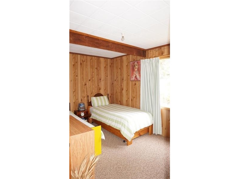 41 Camerons Road, Loch Sport VIC 3851