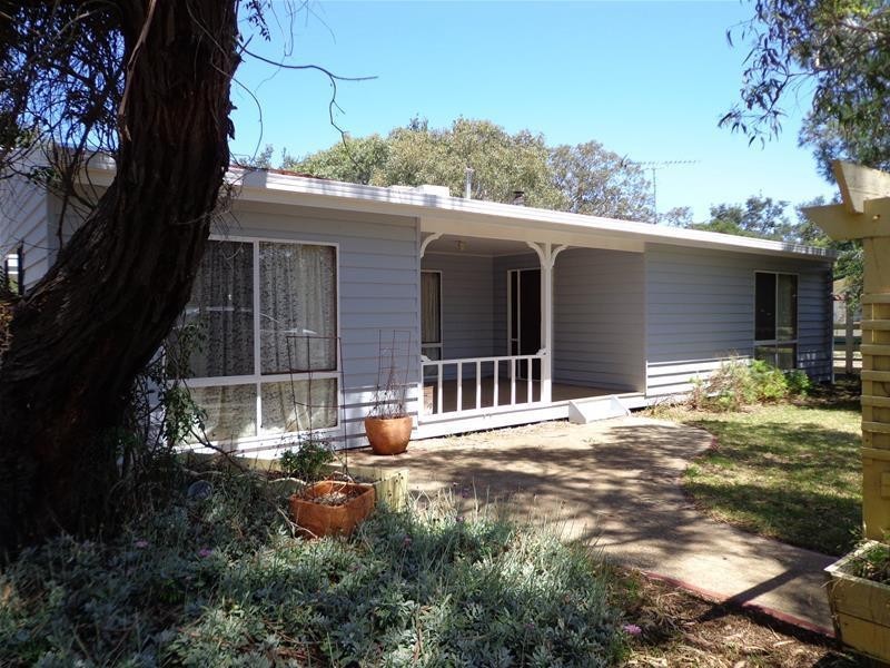 119 – 121 Wallaby Street, Loch Sport VIC 3851