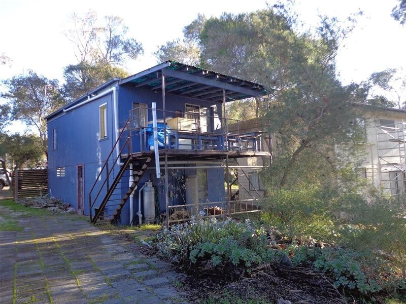 10 Marina Drive, Loch Sport VIC 3851