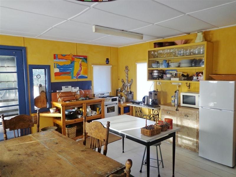 10 Marina Drive, Loch Sport VIC 3851