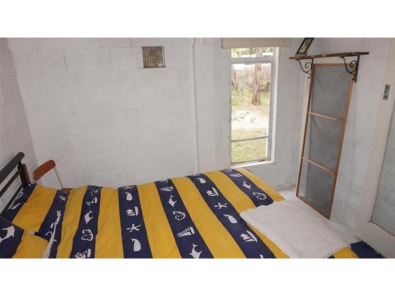 10 Marina Drive, Loch Sport VIC 3851