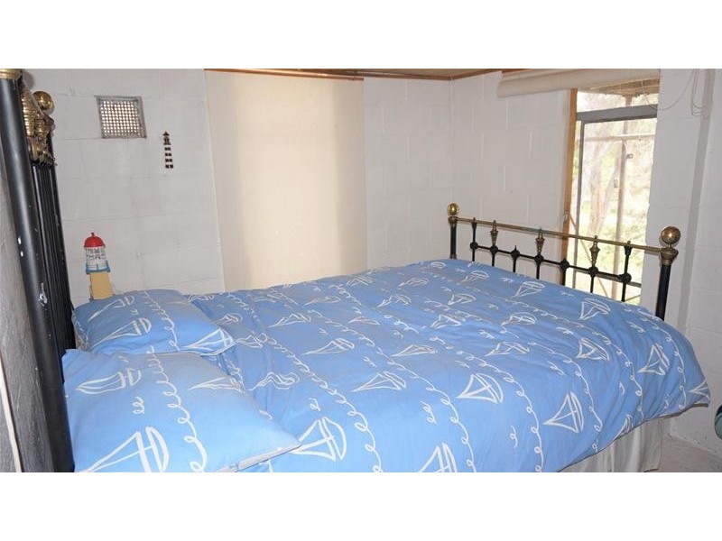 10 Marina Drive, Loch Sport VIC 3851