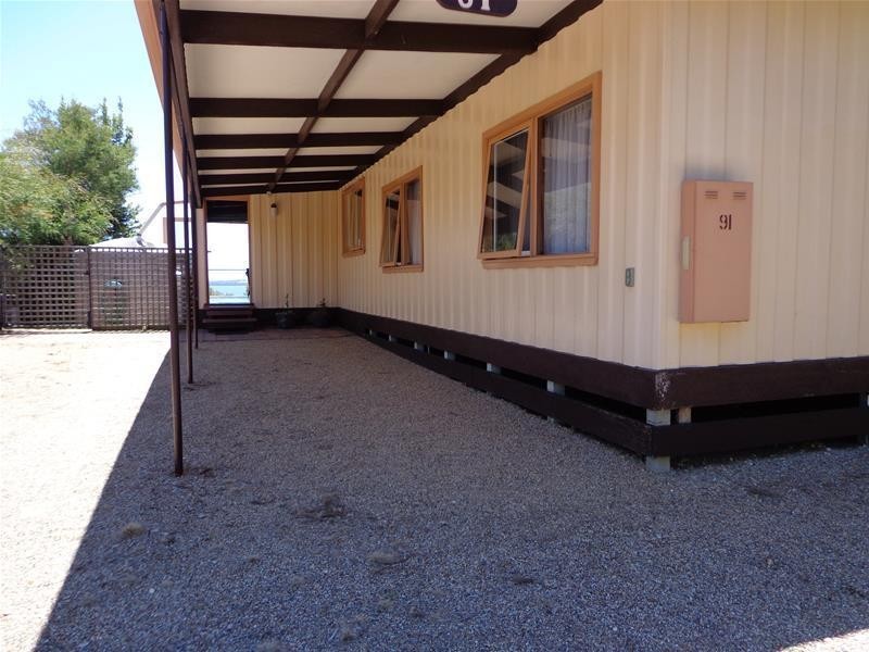 91 Wattle Grove, Loch Sport VIC 3851