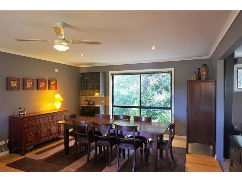 218 National Park Road, Loch Sport VIC 3851