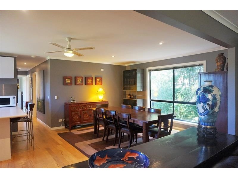 218 National Park Road, Loch Sport VIC 3851