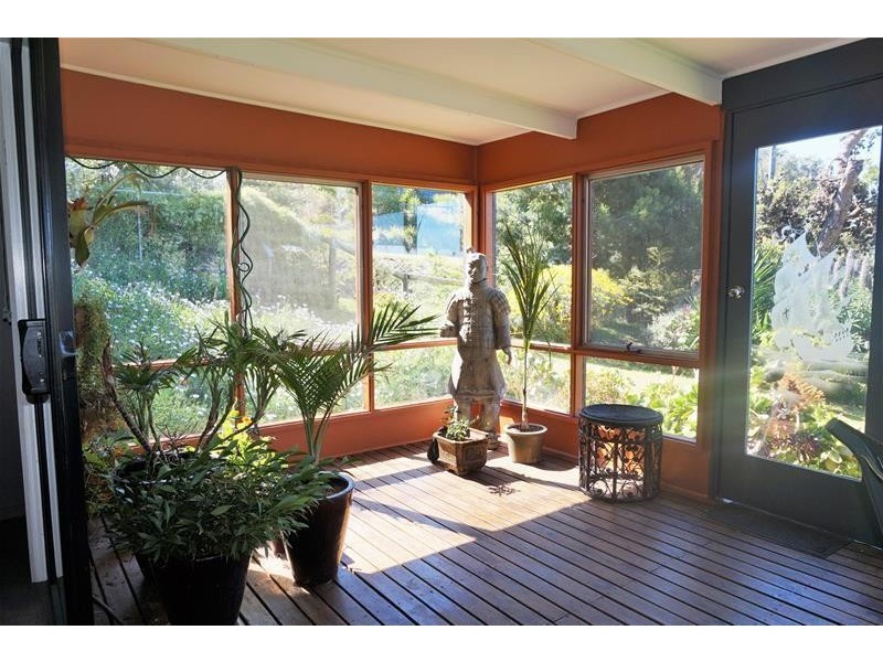 218 National Park Road, Loch Sport VIC 3851