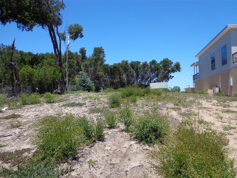 15 Elizabeth Court, Loch Sport VIC 3851