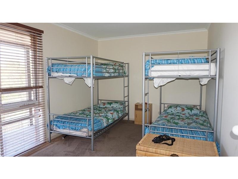 25 Banksia Street, Loch Sport VIC 3851