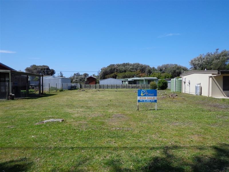 44 Campbell Street, Loch Sport VIC 3851