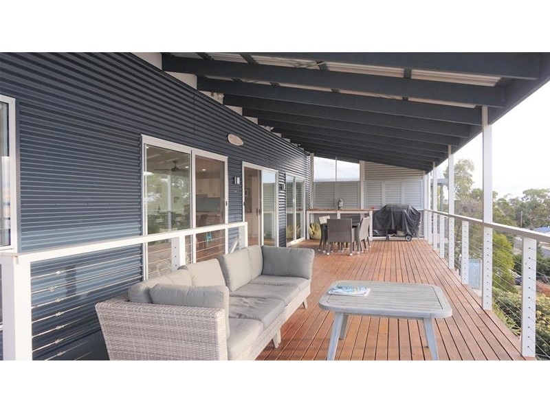 31 The Boulevard, Loch Sport VIC 3851