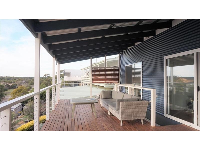 31 The Boulevard, Loch Sport VIC 3851