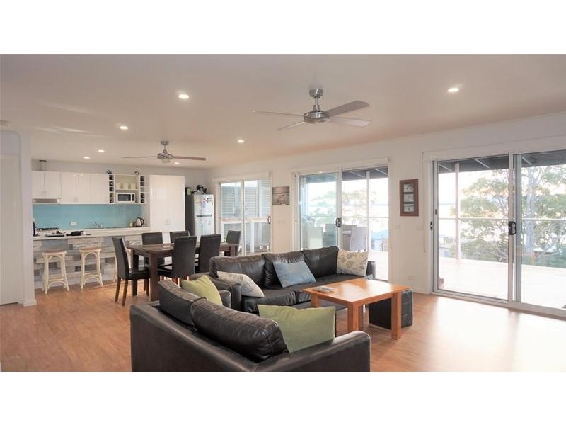 31 The Boulevard, Loch Sport VIC 3851