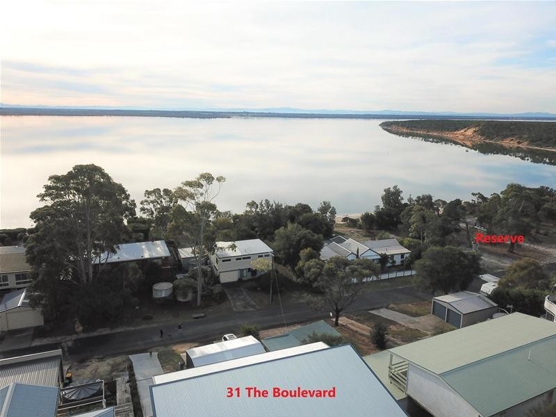 31 The Boulevard, Loch Sport VIC 3851