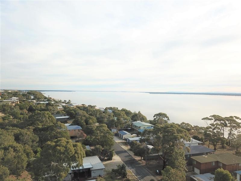 31 The Boulevard, Loch Sport VIC 3851