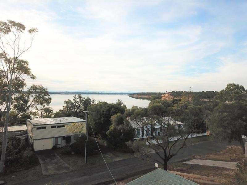 31 The Boulevard, Loch Sport VIC 3851