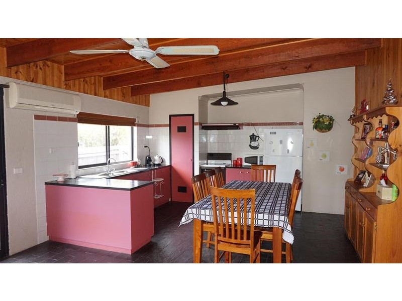 69 National Park Road, Loch Sport VIC 3851