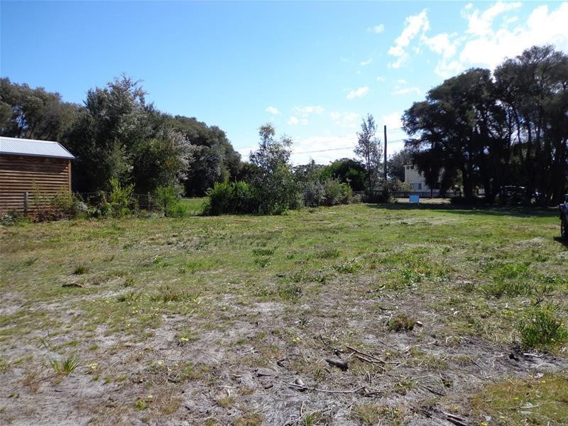 52 Sanctuary Road, Loch Sport VIC 3851