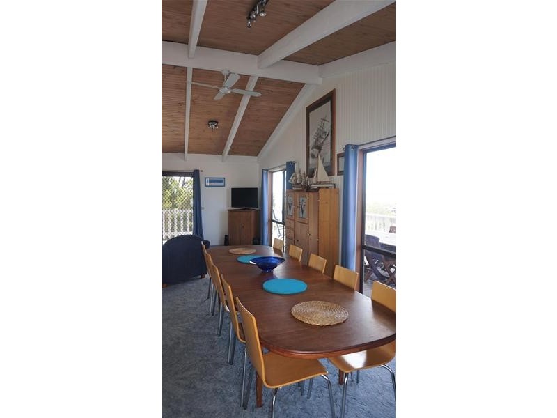 23 Holmes Street, Loch Sport VIC 3851