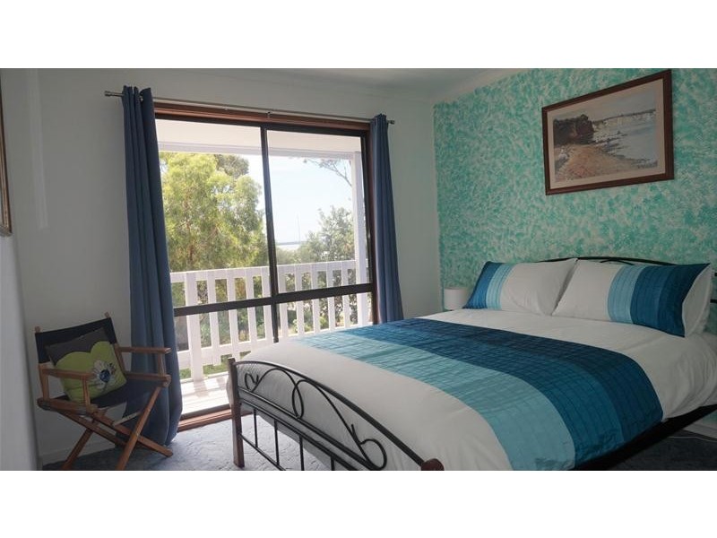 23 Holmes Street, Loch Sport VIC 3851