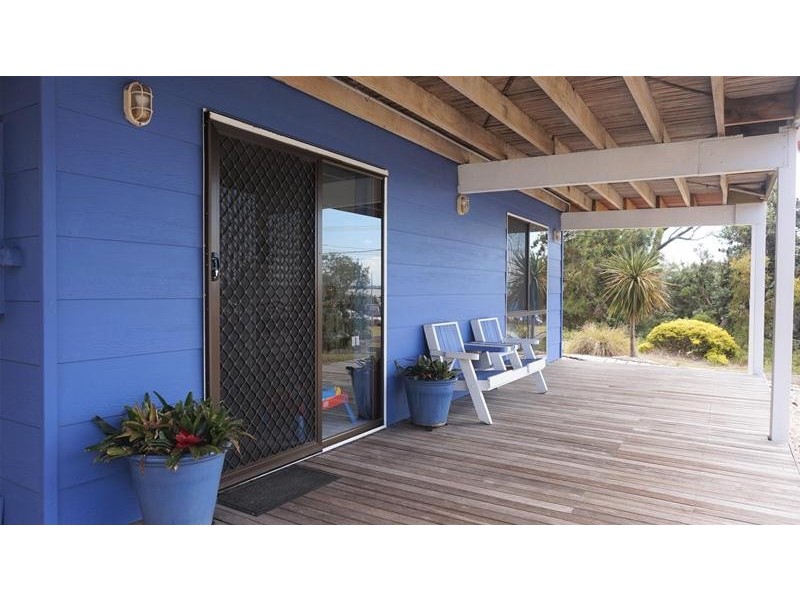 23 Holmes Street, Loch Sport VIC 3851