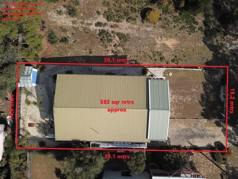 23 Holmes Street, Loch Sport VIC 3851